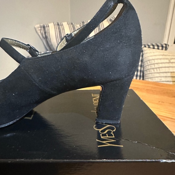 Yves Saint Laurent Black Vintage Suede Pumps - Picture 9 of 12